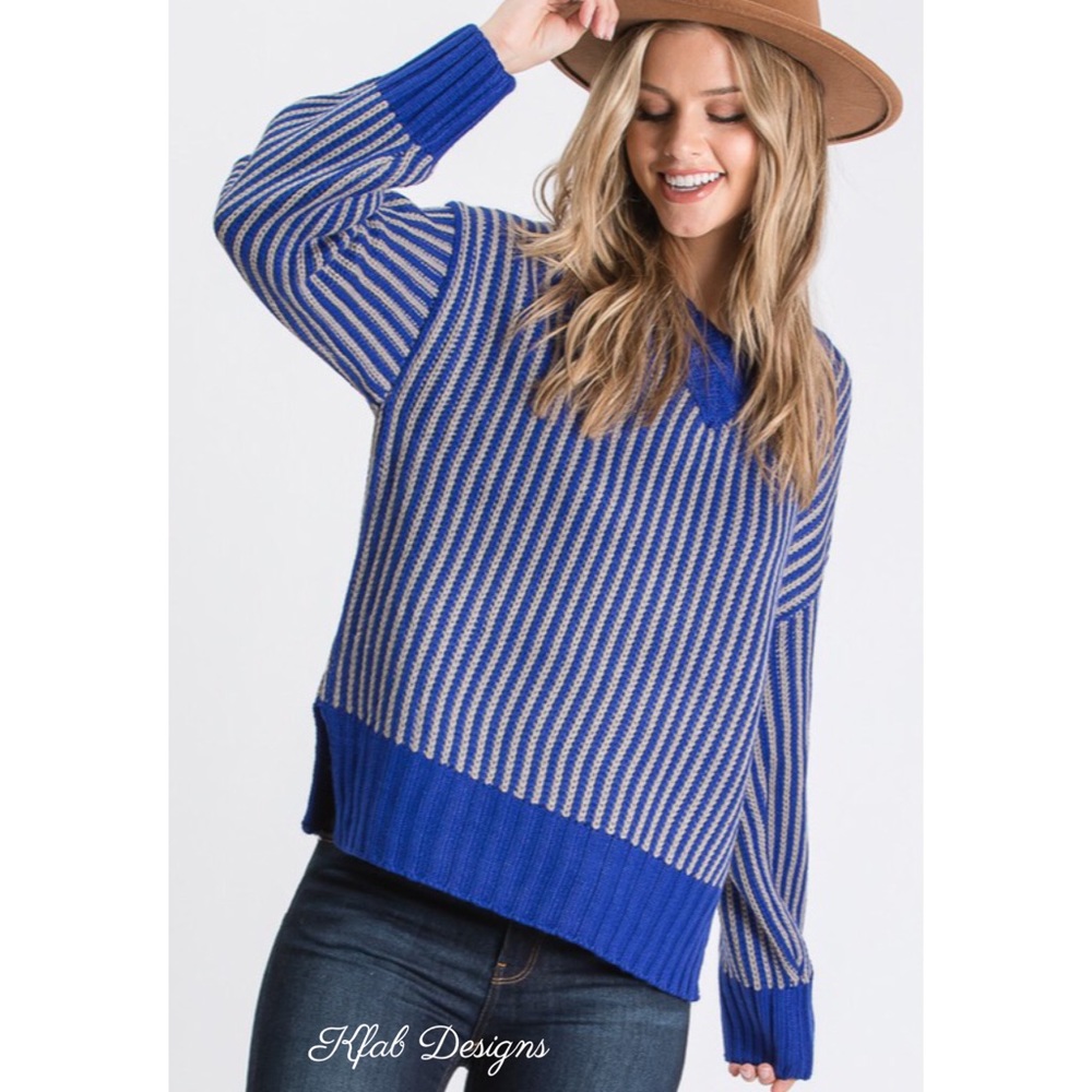 ❤️LAST PACK! V Neck Contrast Vertical Stripe Sweater!
